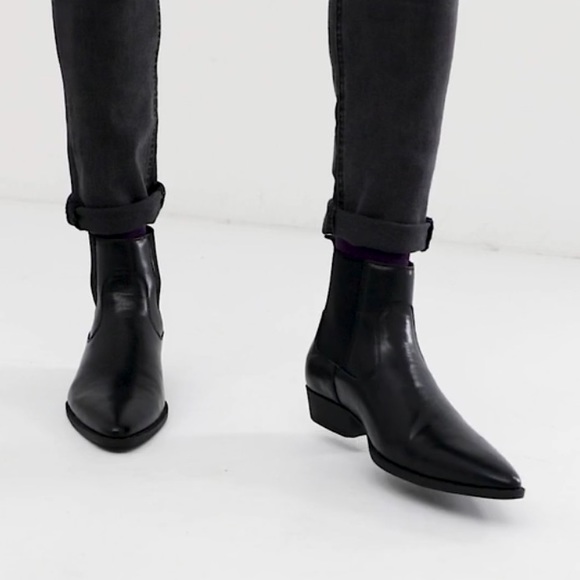 stacked heel western chelsea boots